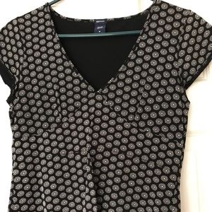 Short sleeve dress top